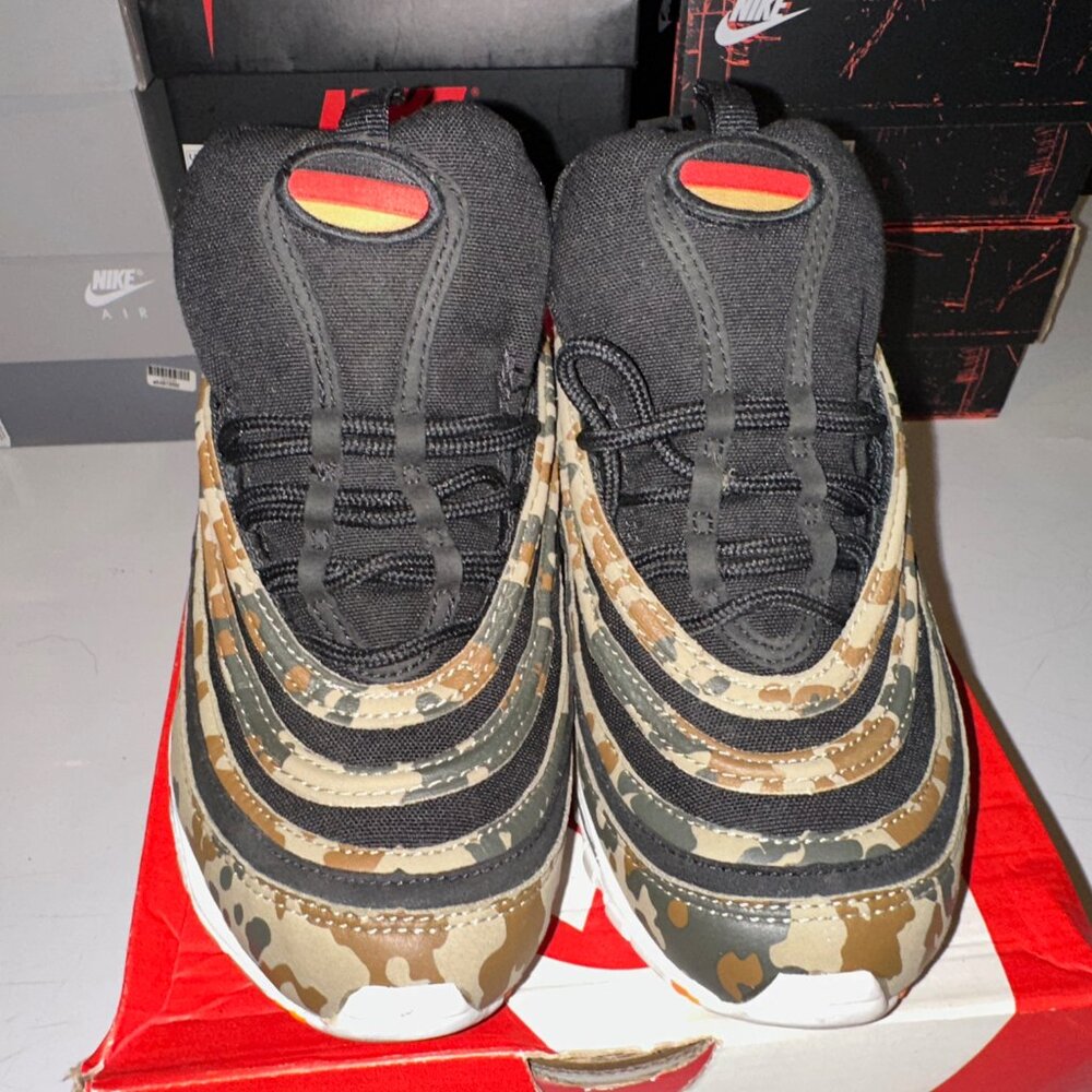 PREOWNED Nike Air Max 97 Premium QS Country Camo Germany US Size 6 AJ2614 204 - Picture 5 of 10